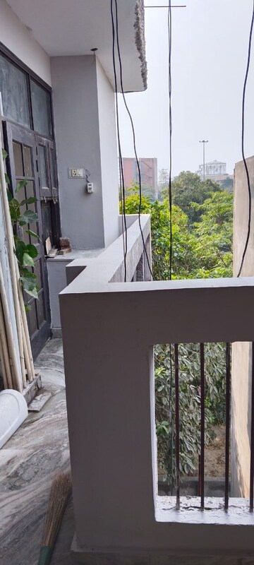 Balcony in 2.5 BHK Independent House at Sector 23 – for Rent