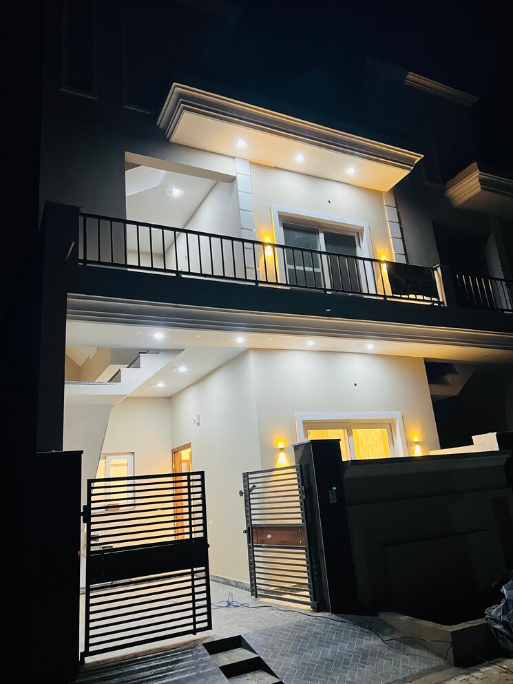 Exterior View, kharar mohali road 4 Bedroom 102 Sq.Yd. Independent House In Kharar Mohali Road Kharar 8174035