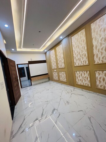 Room in 4 BHK Independent House at Kharar Mohali Road – for Sale