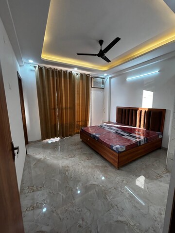 Living Room in 2 BHK Builder Floor at Sector 57 – for Rent