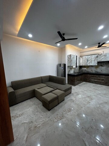 Living Room in 2 BHK Builder Floor at Sector 57 – for Rent