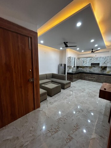 Bedroom in 2 BHK Builder Floor at Ansal Boom Plaza, Sushant Lok Iii – for Rent
