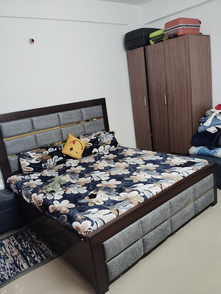 Bedroom, kharar 3 Bedroom 1100 Sq.Ft. Apartment In Kharar Mohali 8174069