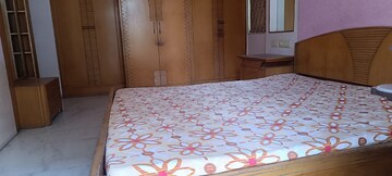 Bedroom in 4 BHK Apartment at Bodakdev – for Rent