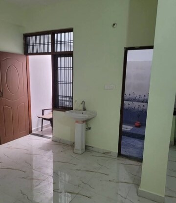 2 BHK Villa For Rent in Aliganj