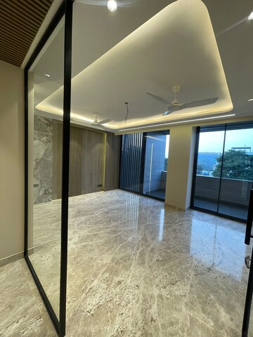 Room in 4 BHK Builder Floor at Prashant Vihar – for Sale