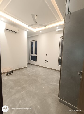 3 BHK Builder Floor For Sale in Shivalik Colony
