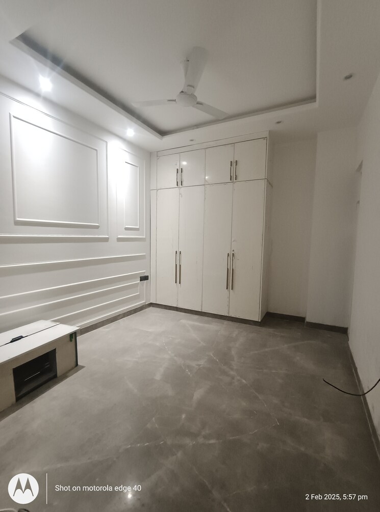 undefined, shivalik colony 3 Bedroom 195 Sq.Yd. Builder Floor In Shivalik Colony Delhi 8174199