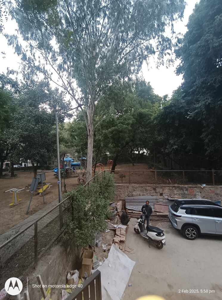 Exterior View, shivalik colony 3 Bedroom 195 Sq.Yd. Builder Floor In Shivalik Colony Delhi 8174199