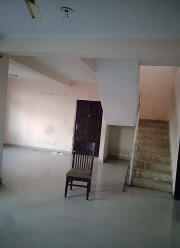 Staircase in 3.5 BHK Villa at Omicron 1a Greater Noida – for Rent