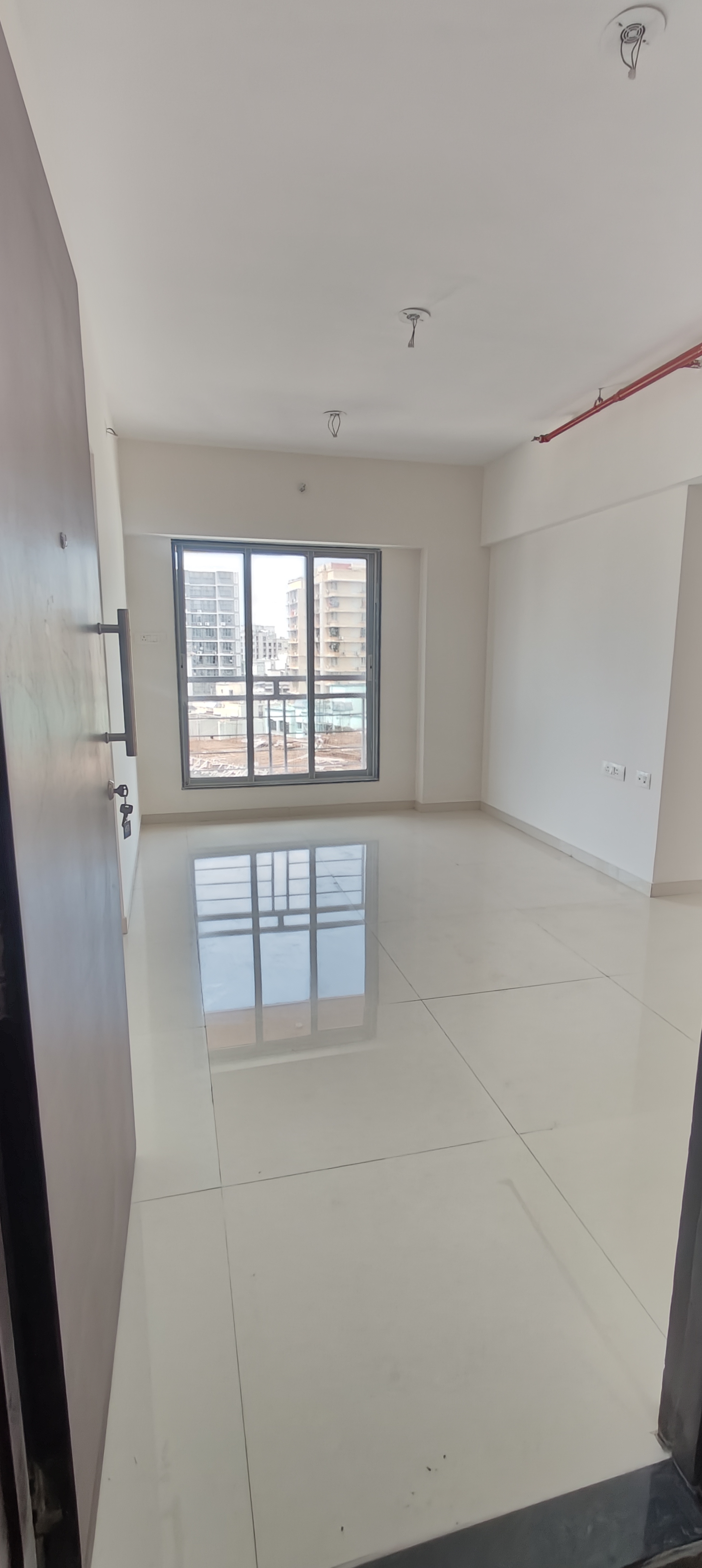 1 BHK 464 Sq.Ft. Apartment in Tilak Nagar Building