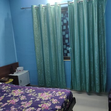 Bedroom in 2 BHK Builder Floor at Dwarka Mor – for Rent