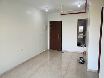 Master Bedroom in 2 BHK Apartment at Kalpataru Paramount, Kapur Bawdi – for Rent
