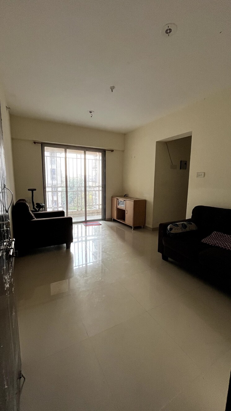Room, regal-square 1 Bedroom 520 Sq.Ft. Apartment In Bhadwad Gaon Thane 8174364