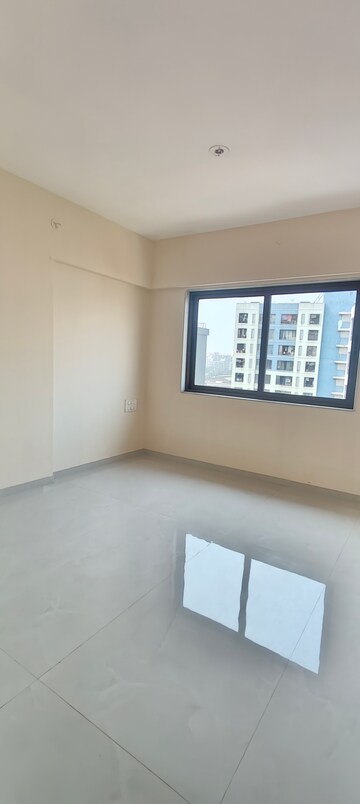 Room in 3 BHK Apartment at Bholenath Gokul, Chembur – for Sale