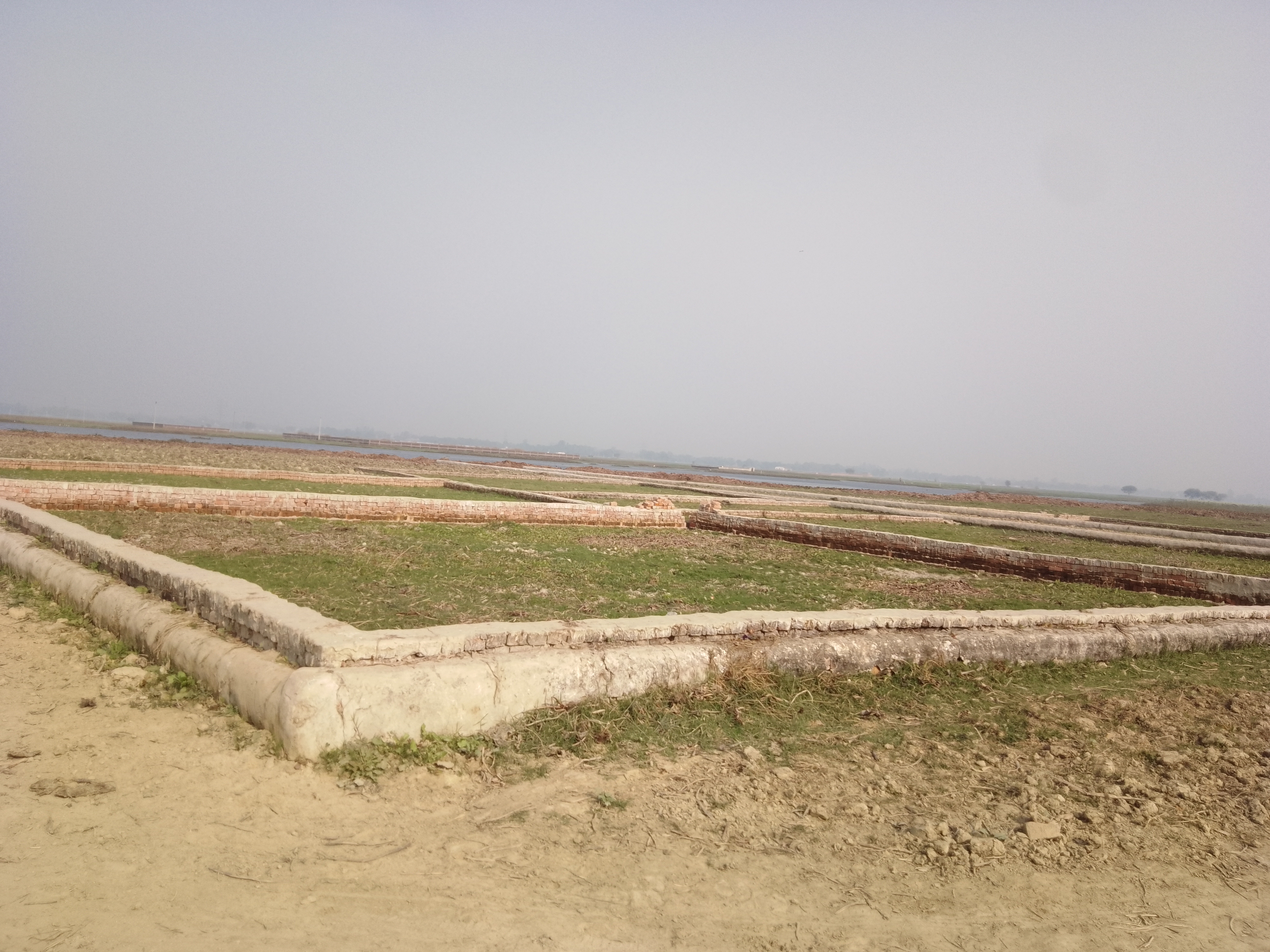 Plot For Sale in Taramandal