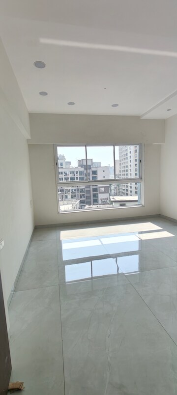 Room in 3 BHK Apartment at Chembur Heights, Chembur – for Sale