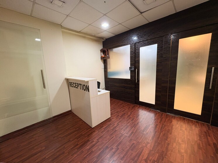 Room, mahaavir-icon Commercial Office Space 1500 Sq.Ft. In Cbd Belapur Sector 15 Navi Mumbai 8174489