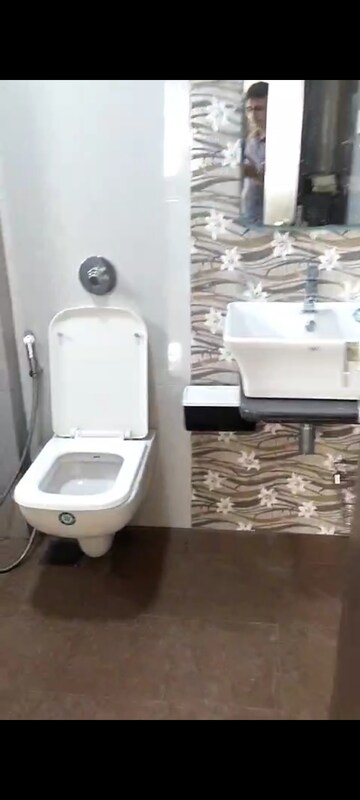 Bathroom in 3 BHK Apartment at Vile Parle East – for Rent