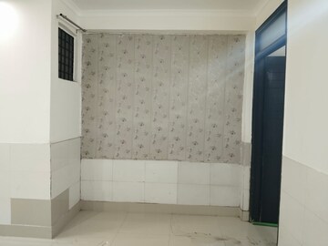  1.5 BHK Apartment at Savitri Nagar – for Sale