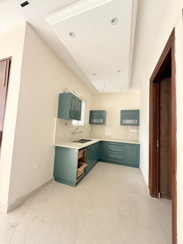 Furnished Amenities in 3 BHK Apartment at Sector 123 – for Sale