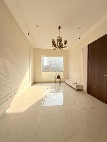 Room in 3 BHK Apartment at Sector 123 – for Sale
