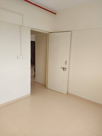 Room in 2 BHK Apartment at Colonnade Apartment, Kharadi – for Rent