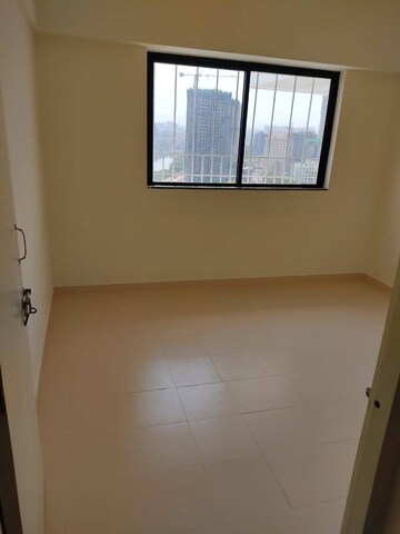 Room in 2 BHK Apartment at Colonnade Apartment, Kharadi – for Rent