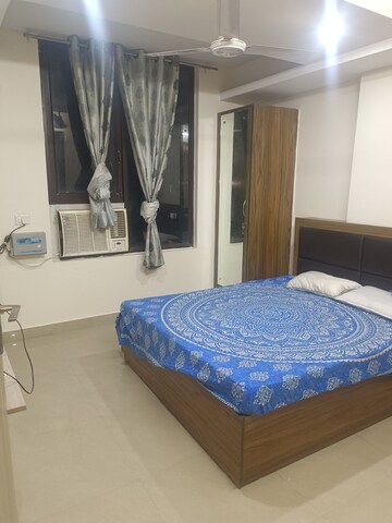 Bedroom in 1 BHK Builder Floor at Sushant Lok 1, Sector 43 – for Rent