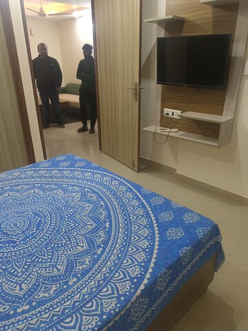 Bedroom in 1 BHK Builder Floor at Sushant Lok 1, Sector 43 – for Rent