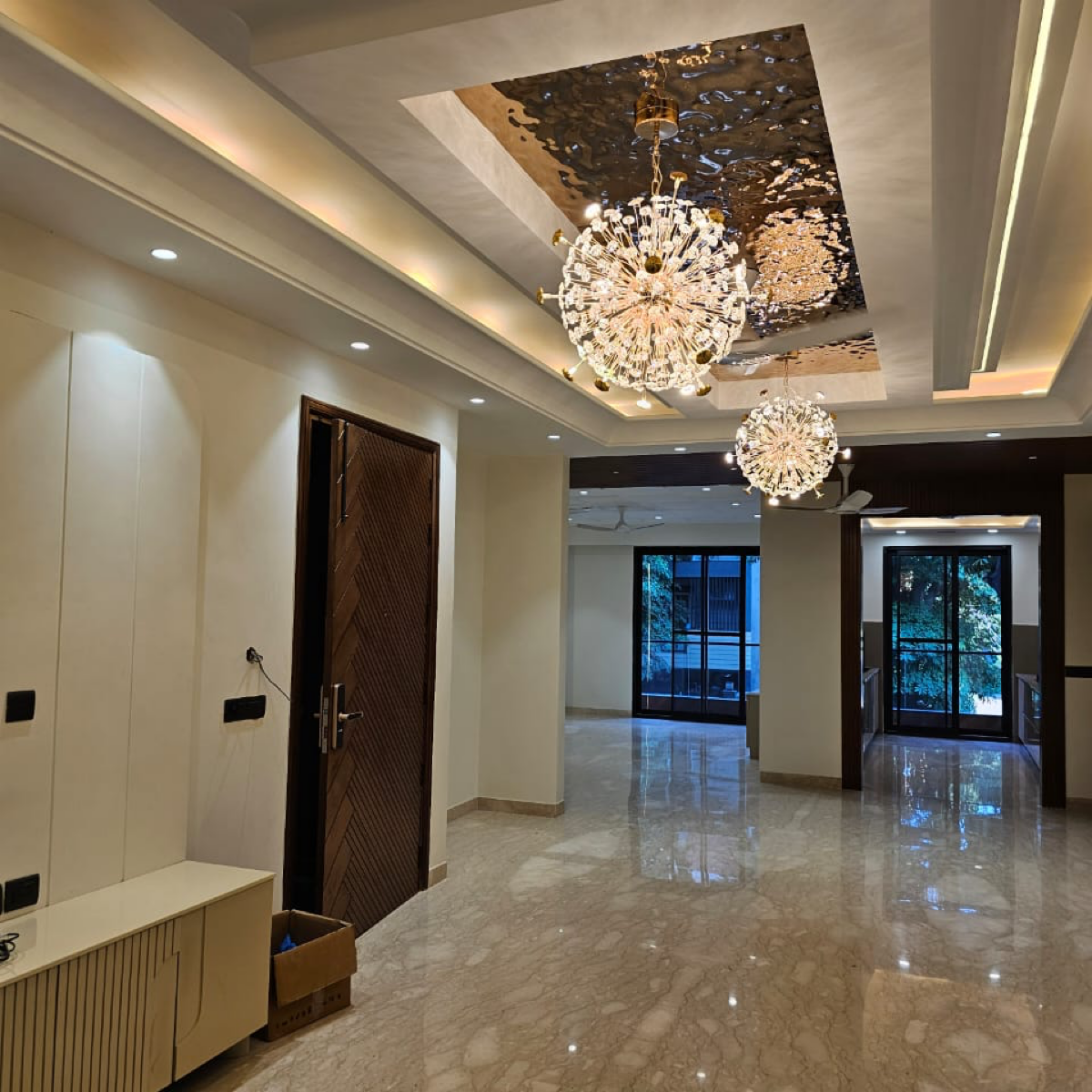 4 BHK + Servant Room Builder Floor For Sale in Unitech South City II