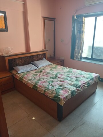 Bedroom in 2 BHK Apartment at Vinayak Apartment Andheri, Andheri West – for Rent