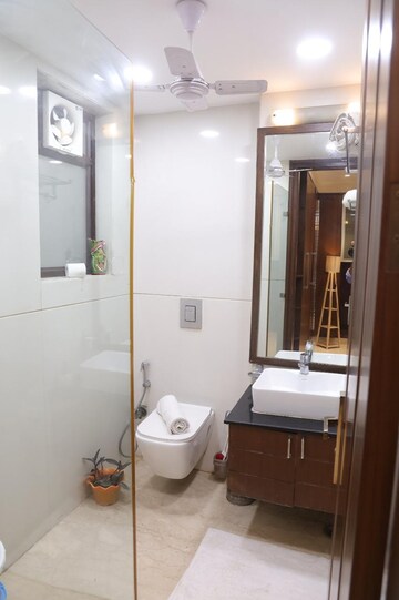 Bathroom in 3.5 BHK Apartment at Saket – for Rent