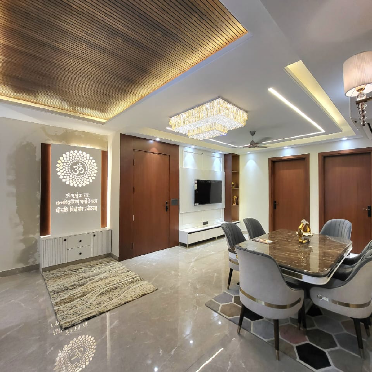 4 BHK + Pooja Room,Servant Room Builder Floor For Sale in Unitech South City II