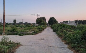 Plot For Sale in Jewar