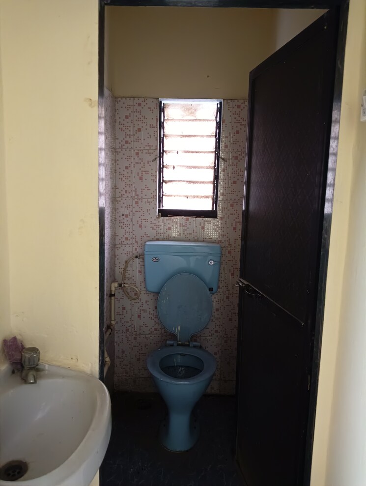 Bathroom, heena-park-chs 1 Bedroom 505 Sq.Ft. Builder Floor In Bhayandar West Thane 8174822