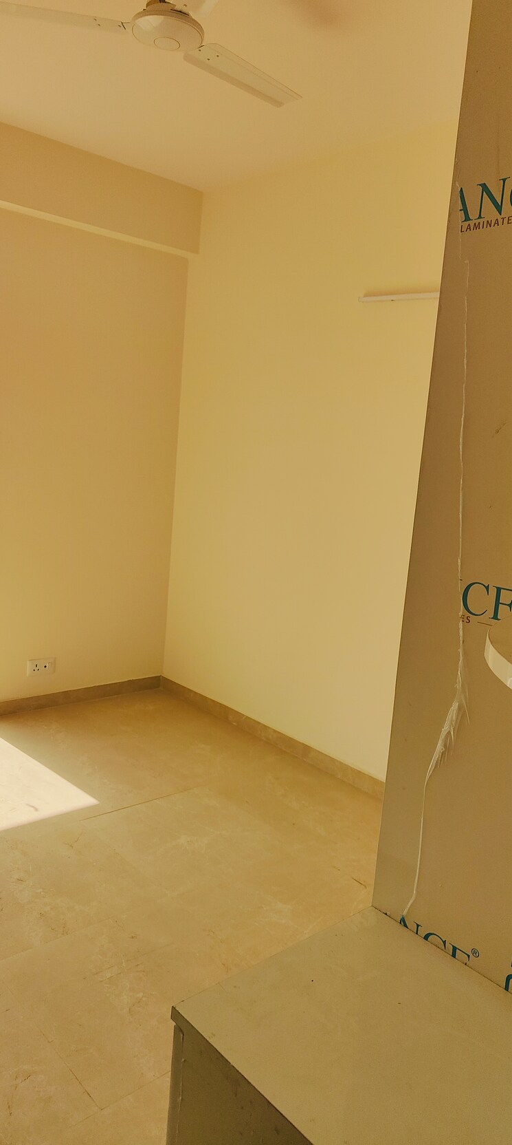 Room, signature-global-park-4-and-5 2 Bedroom 1020 Sq.Ft. Apartment In Sohna Sector 36 Gurgaon 8174805