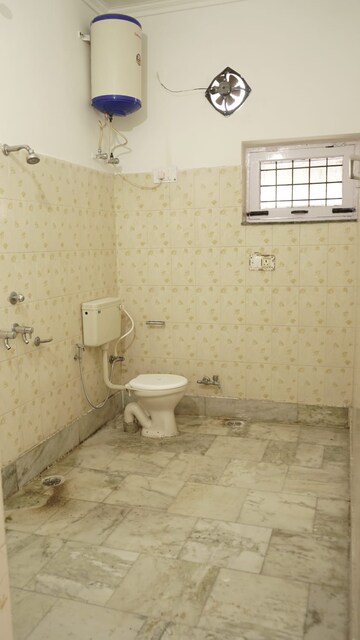 Bathroom in 3 BHK Independent House at Rajpur Road – for Rent
