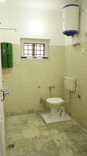 Bathroom in 3 BHK Independent House at Rajpur Road – for Rent