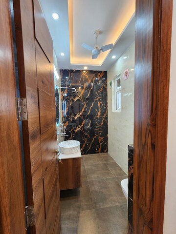 Attached Bathroom in 3 BHK Apartment at Sheikh Sarai – for Rent
