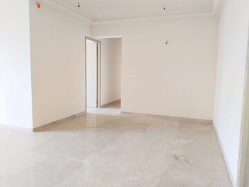 Room in 3 BHK Apartment at Hiranandani Fortune City, New Panvel – for Rent