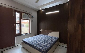 2 BHK Builder Floor For Rent in Sector 36