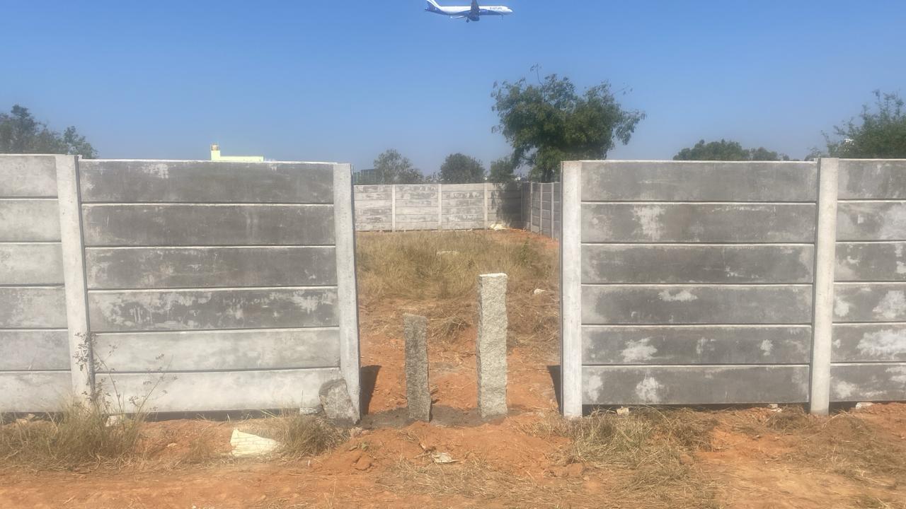 Plot For Sale in International Airport road