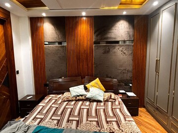 Bedroom in 3 BHK Builder Floor at Unitech Woodstock Floors, Sector 50 – for Sale