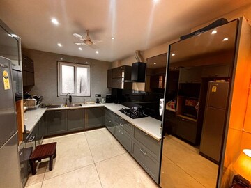 Kitchen in 3 BHK Builder Floor at Unitech Woodstock Floors, Sector 50 – for Sale