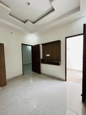 Room in 3 BHK Independent House at Dehradun Cantt – for Rent