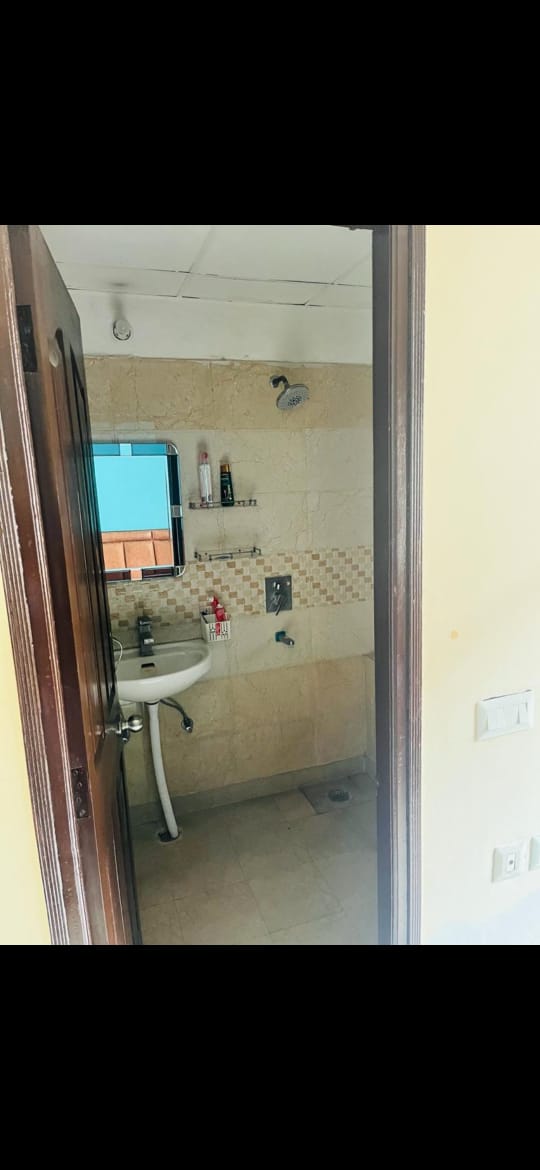 2 BHK + Pooja Room Apartment For Sale in JKG Palm Resort