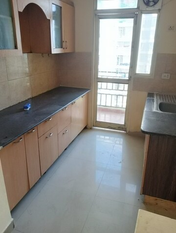 Kitchen in 2.5 BHK Apartment at Gardenia Grace, Sector 61 – for Rent