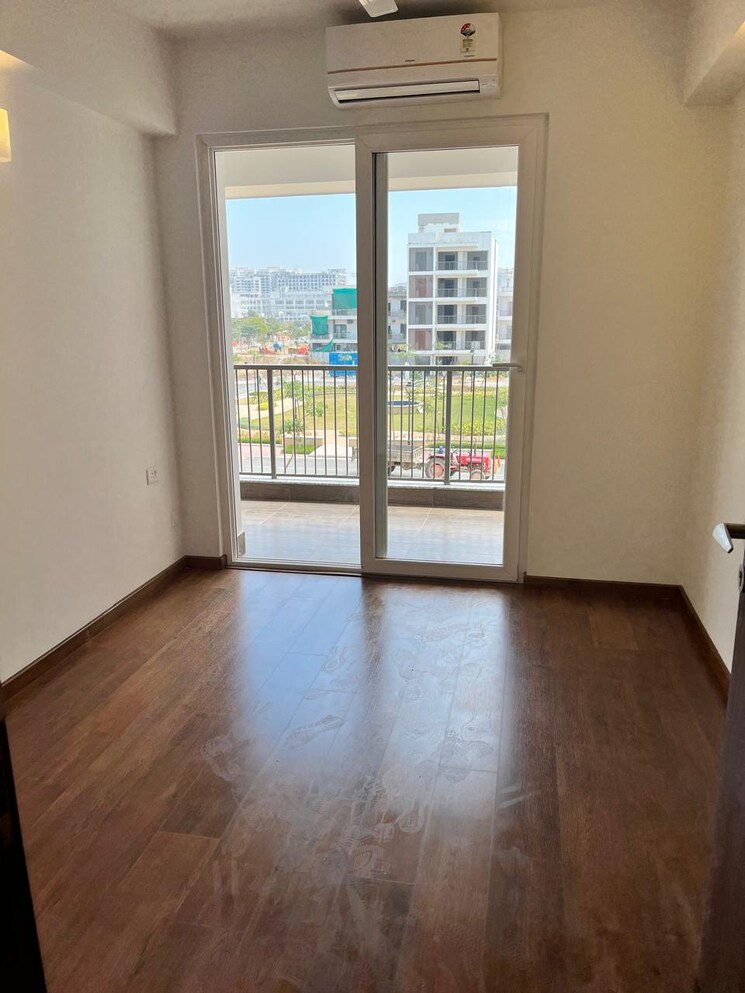 Room, dlf-garden-city-independent-floors 4 Bedroom 2249 Sq.Ft. Builder Floor In Sector 92 Gurgaon 8175021