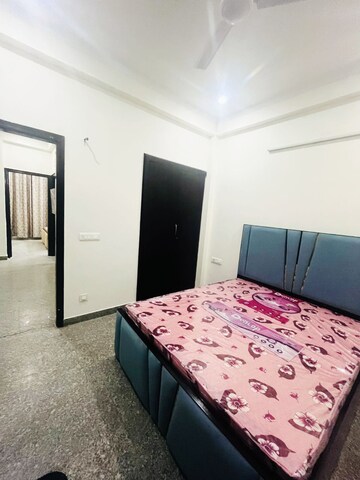 Bedroom in 2 BHK Builder Floor at Sector 46 – for Rent